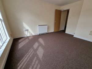 Lounge- click for photo gallery